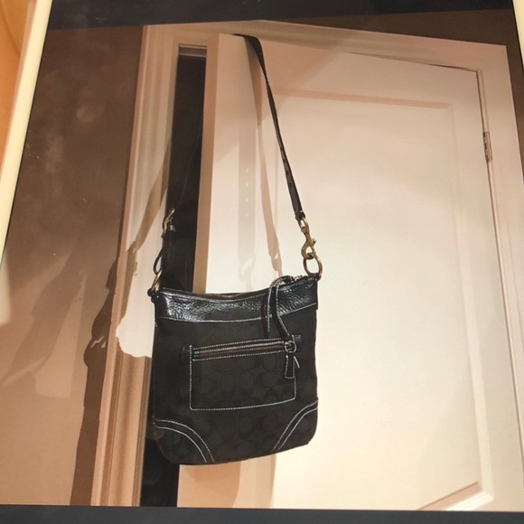 Coach Crossbody Bag - Picture 3 of 4